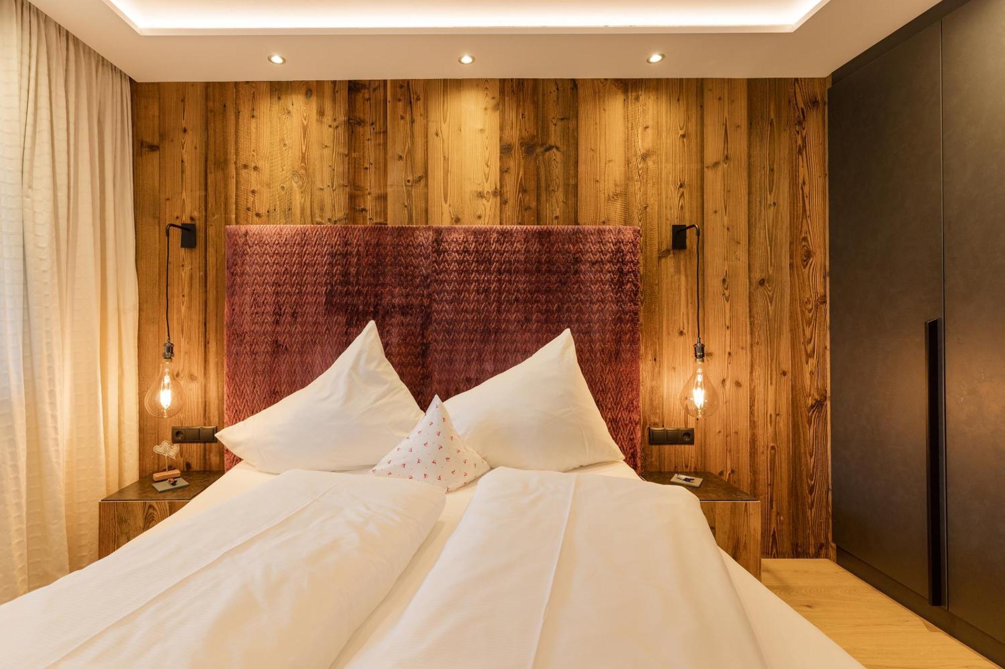 Hotel Garni Jagdhof Целль-ам-Ціллер Екстер'єр фото